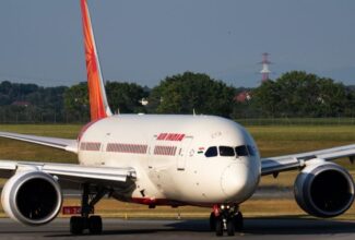 Air India to buy up to 500 aircraft, including 150 737 MAX